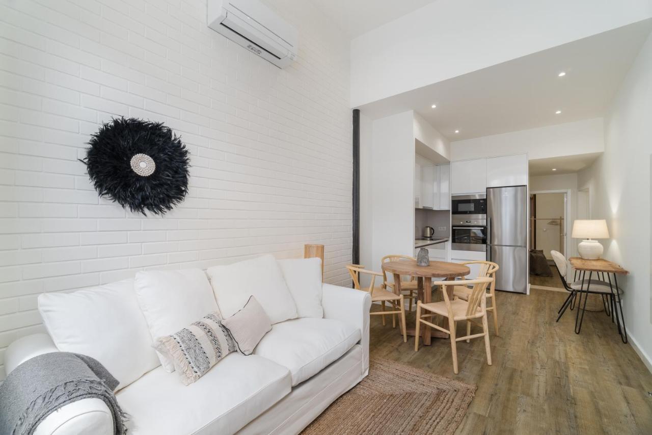 Casa Boma Lisboa - Design Apartment With Private Vegetal Terrace - Lapa VII Exterior photo